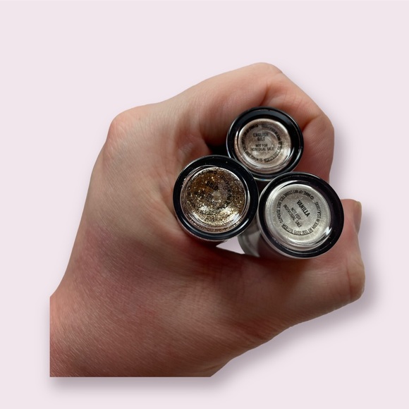 MAC Bundle - Pigments - Fix+ - Lipstick - Strobe Cream - Picture 3 of 5